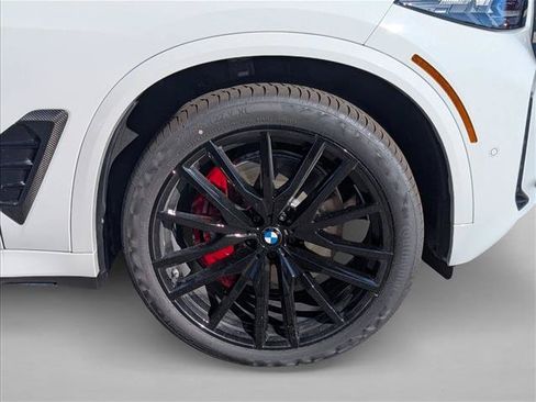 New 2026 BMW X5 xDrive40i w/ M Sport Package AWD/4WD image 8