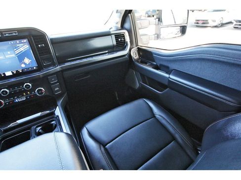 Used 2024 Ford F350 Lariat w/ Lariat Ultimate Package AWD/4WD image 13