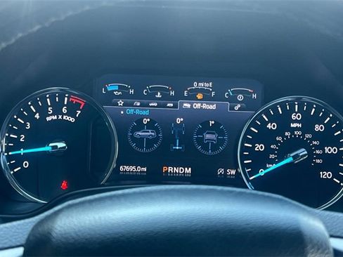 Used 2020 Ford Expedition Platinum image 31