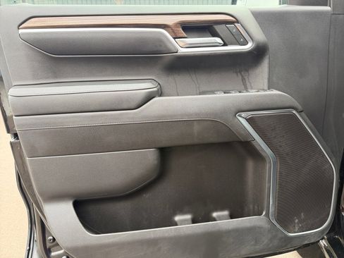 Used 2023 Chevrolet Silverado 1500 LT w/ Protection Package AWD/4WD image 20