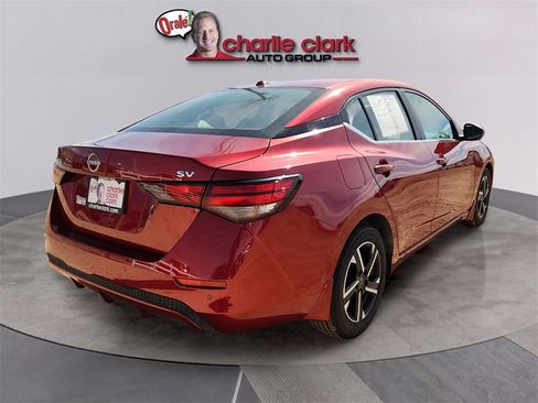 Used 2024 Nissan Sentra SV image 5