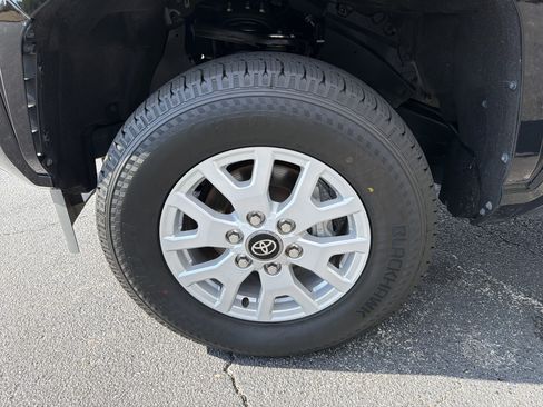 Used 2024 Toyota Tacoma SR5 image 11