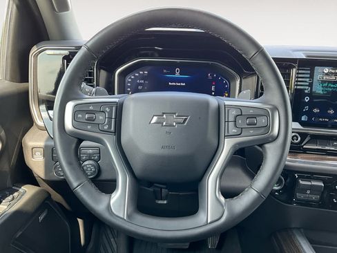 Used 2025 Chevrolet Silverado 1500 RST AWD/4WD image 12