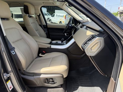 Used 2020 Land Rover Range Rover Sport HSE AWD/4WD image 11