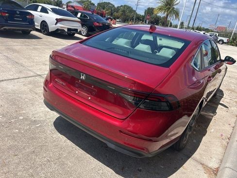 Used 2023 Honda Accord EX image 7