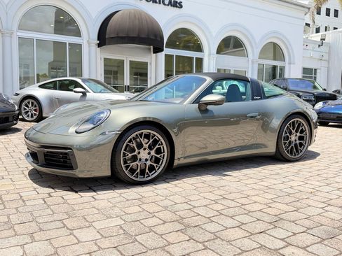 Used 2023 Porsche 911 Targa 4S AWD/4WD image 2