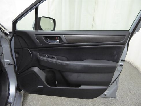Used 2015 Subaru Legacy 3.6R Limited image 27