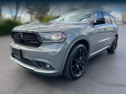 Used 2020 Dodge Durango SXT image 1