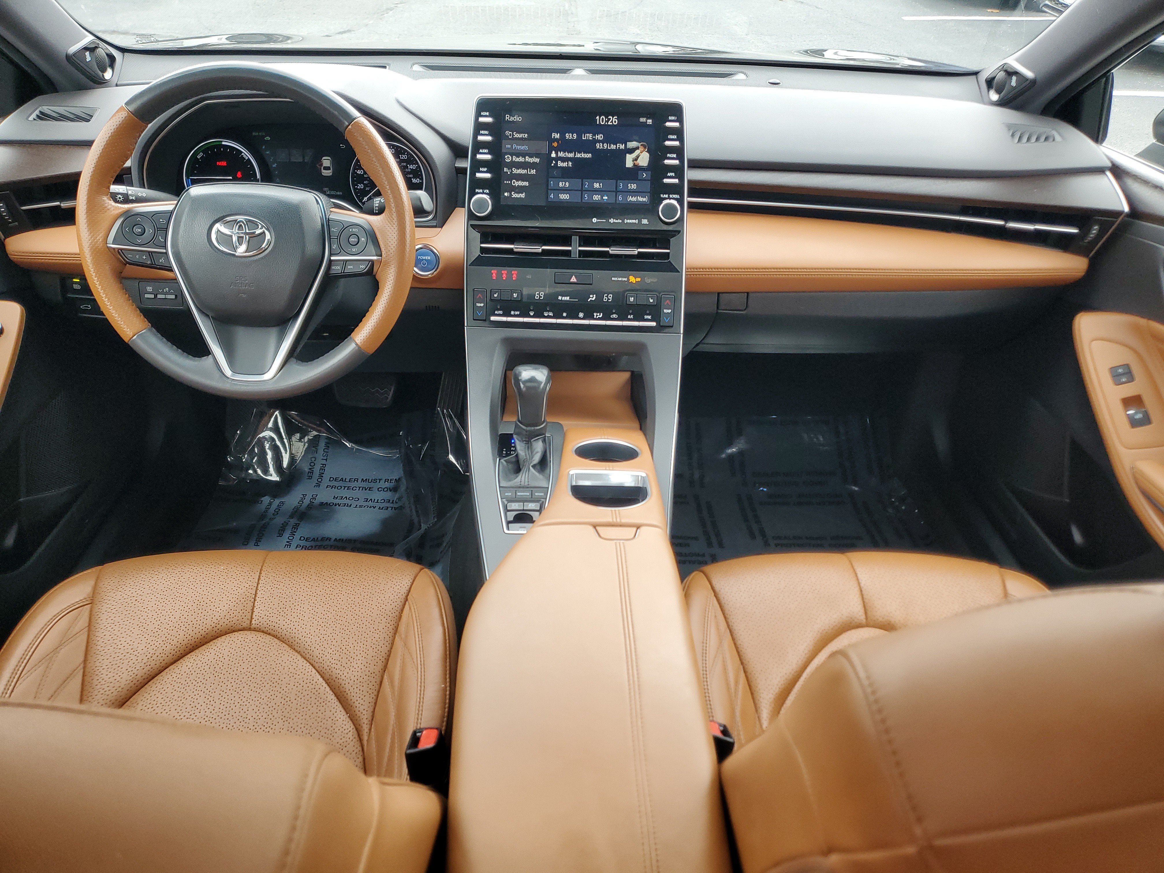 Certified 2020 Toyota Avalon Limited w/ Advanced Safety Package FWD image 15