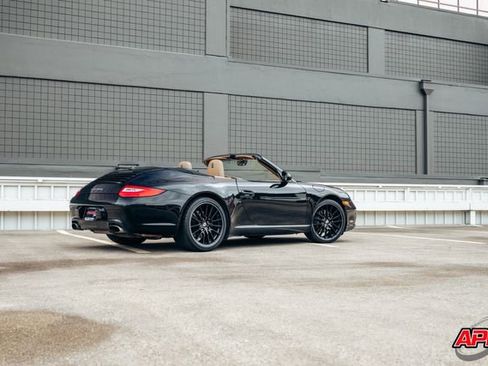 Used 2009 Porsche 911 Carrera image 19