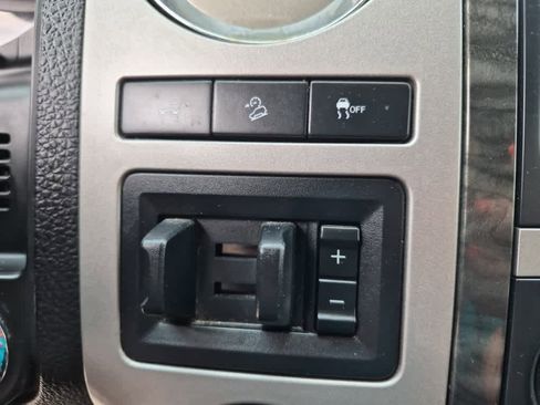 Used 2017 Ford Expedition EL Limited AWD/4WD image 23