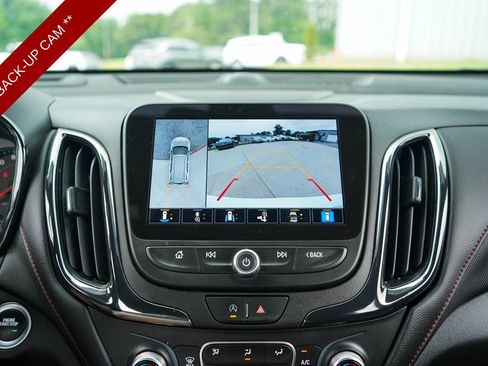 Used 2022 Chevrolet Equinox RS w/ RS Leather Package FWD image 11