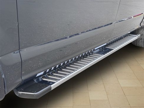 Used 2020 Ford F150 Lariat image 44