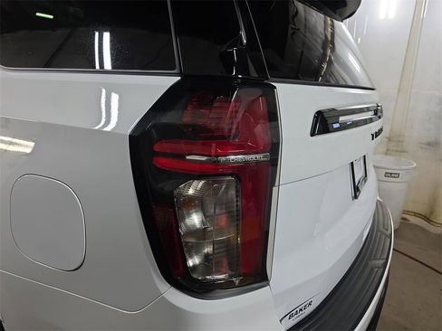 Used 2024 Chevrolet Tahoe Z71 w/ Off-Road Capability Package image 33