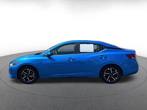 Used 2025 Nissan Sentra SV FWD image 7