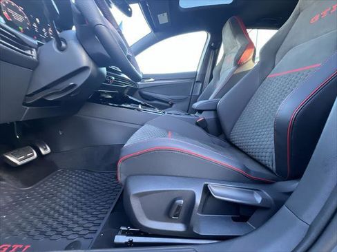 New 2026 Volkswagen GTI SE FWD image 12