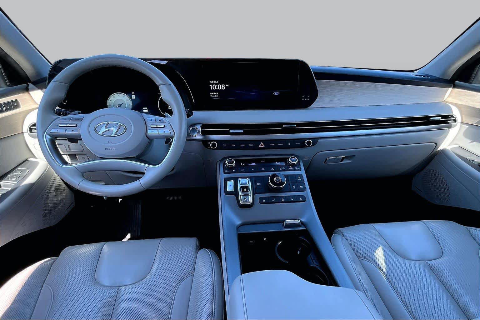 Used 2023 Hyundai Palisade Limited FWD image 12