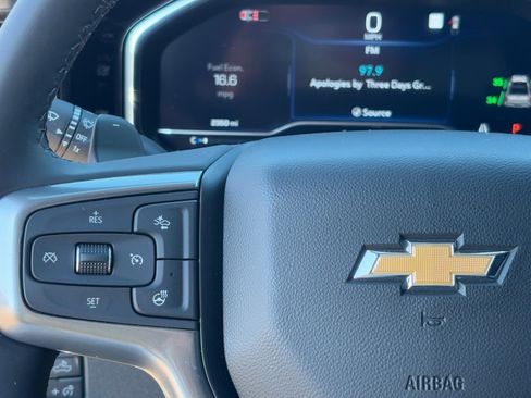 Used 2025 Chevrolet Silverado 1500 LT w/ Safety Package image 21