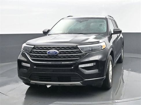 Used 2022 Ford Explorer XLT w/ Equipment Group 202A image 24