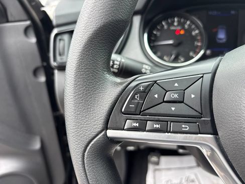 Used 2019 Nissan Rogue Sport SV FWD image 20