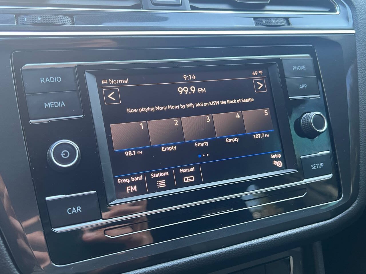 Used 2018 Volkswagen Tiguan S AWD/4WD image 33