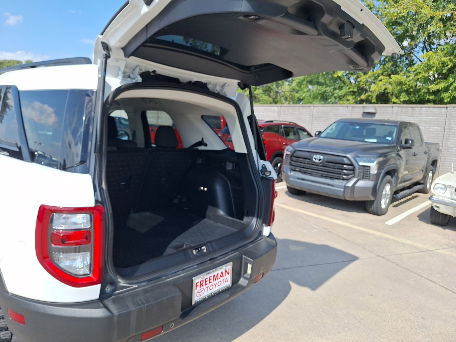 Used 2024 Ford Bronco Sport Big Bend w/ Convenience Package AWD/4WD image 36