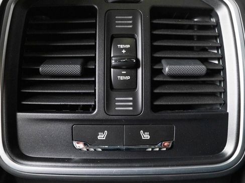 New 2026 Porsche Macan S AWD/4WD image 36