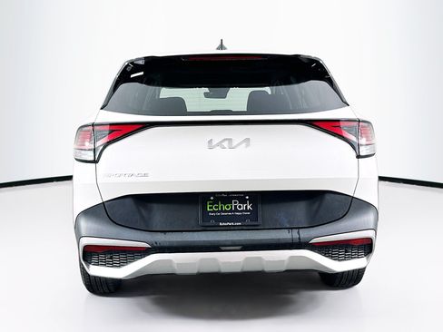 Used 2025 Kia Sportage LX FWD image 7