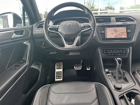 Used 2024 Volkswagen Tiguan SEL R-Line AWD/4WD image 19