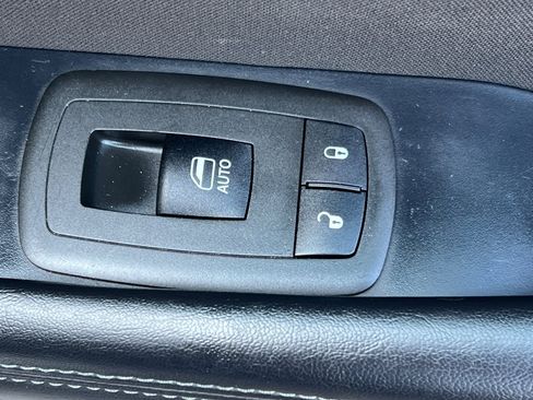 Used 2022 Dodge Challenger R/T image 22