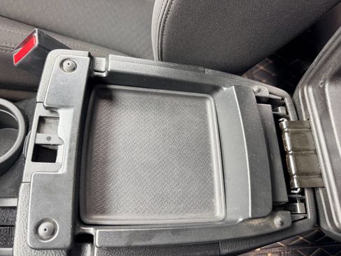 Used 2015 Jeep Wrangler Unlimited Sport image 34