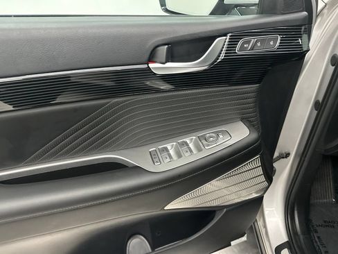 Used 2025 Hyundai Palisade Calligraphy FWD image 15