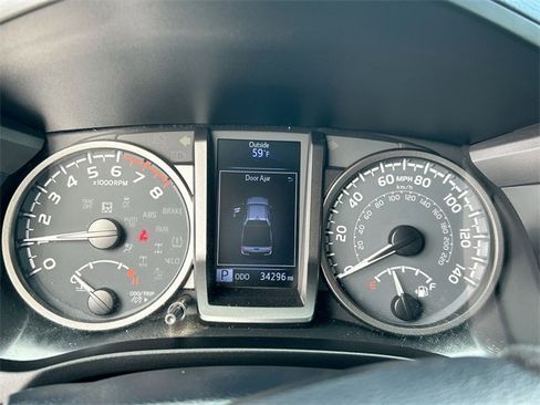 Used 2020 Toyota Tacoma 4x4 Double Cab image 11