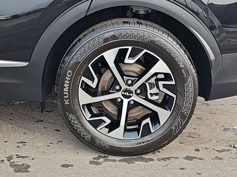 Used 2023 Kia Sportage EX image 35