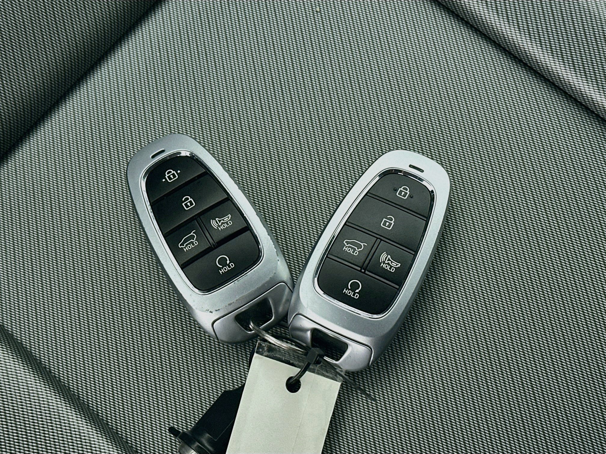 Used 2025 Hyundai Palisade SEL FWD image 26