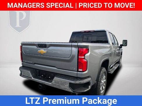 New 2026 Chevrolet Silverado 2500 LTZ w/ LTZ Premium Package AWD/4WD image 9