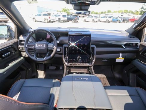 New 2026 GMC Yukon AT4 w/ AT4 Premium Plus Package AWD/4WD image 17