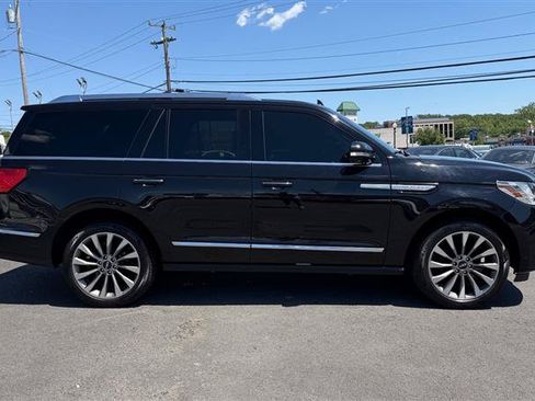 Used 2020 Lincoln Navigator Reserve AWD/4WD image 7