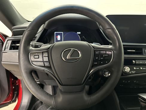 Used 2022 Lexus ES 350 w/ Premium Package image 18