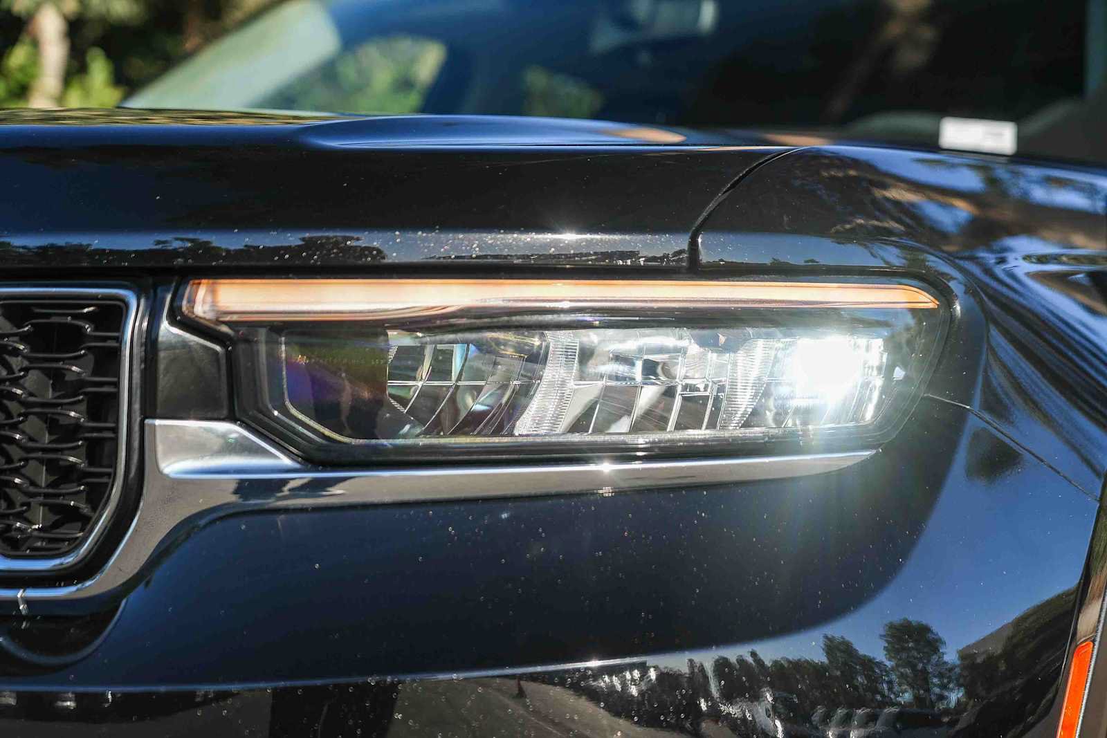 Used 2023 Jeep Grand Cherokee L Limited RWD image 2