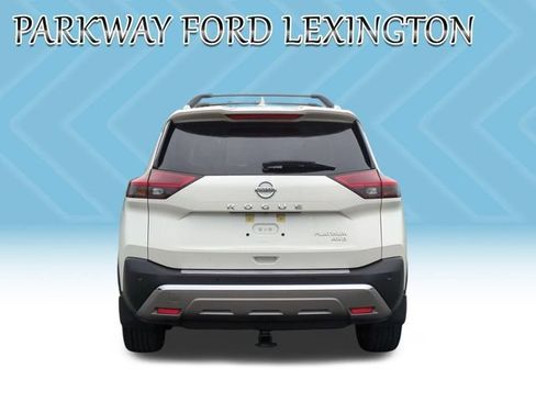 Used 2021 Nissan Rogue Platinum AWD/4WD image 4