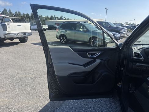 Certified 2021 Subaru Forester Premium AWD/4WD image 18