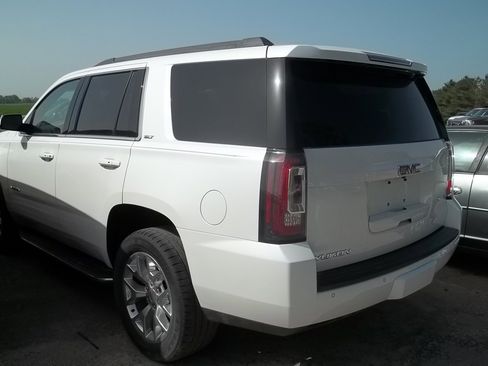 Used 2016 GMC Yukon SLT w/ Open Road Package image 4