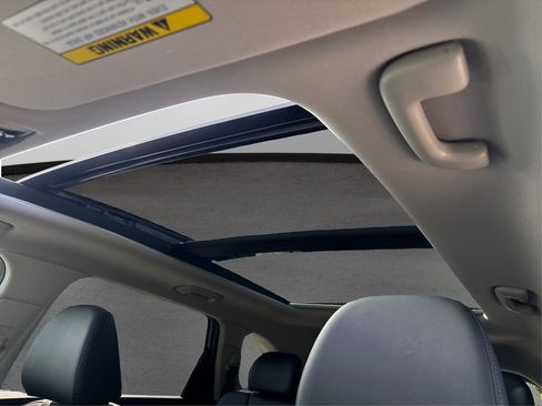 New 2026 Kia Sorento S w/ S Panoramic Sunroof Package FWD image 13