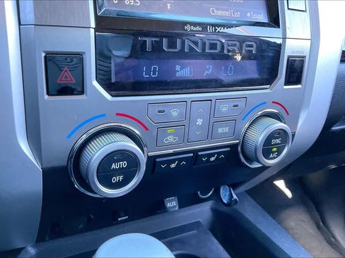 Used 2017 Toyota Tundra Limited image 34