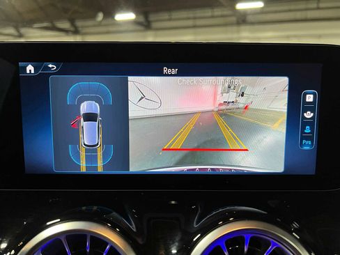 Certified 2025 Mercedes-Benz GLA 250 4MATIC image 33