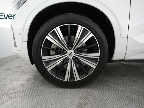 Used 2023 Volvo C40 P8 Recharge Plus AWD/4WD image 20