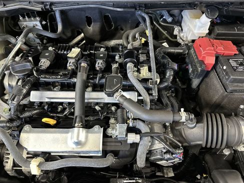 Used 2025 Nissan Versa SR image 32