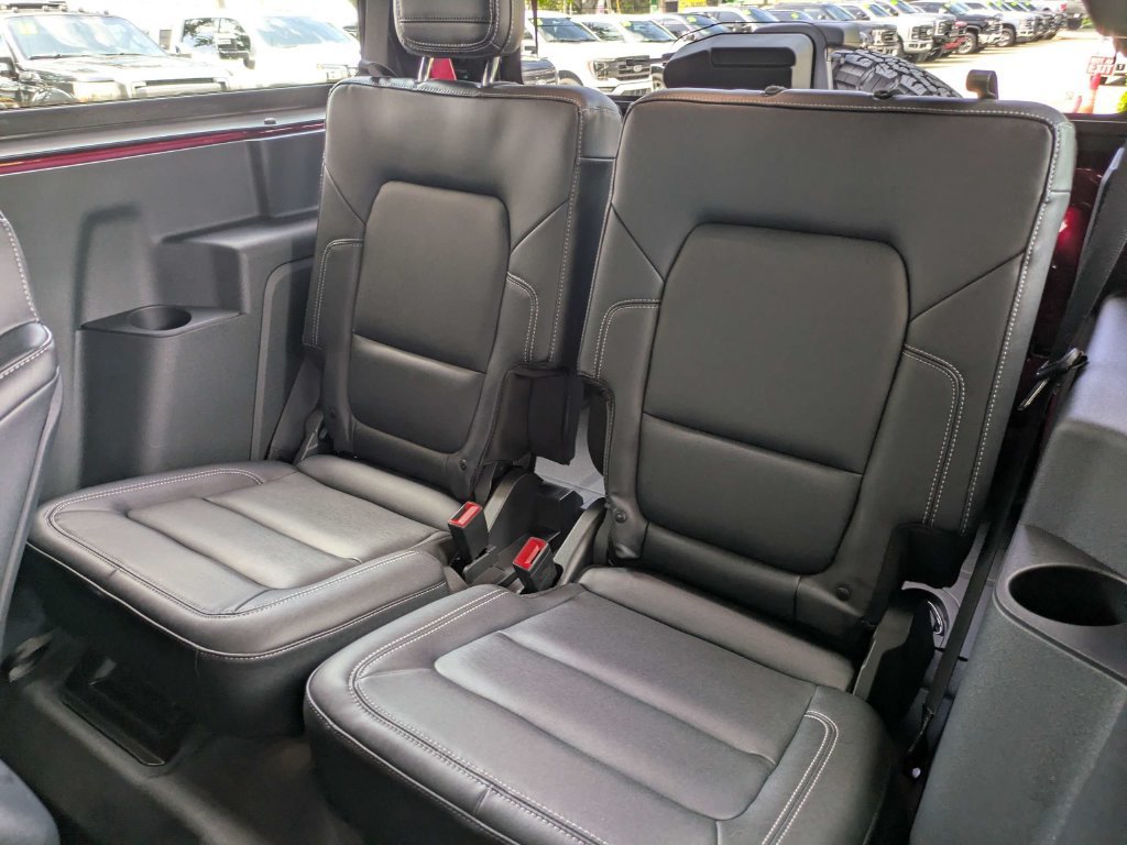 Used 2025 Ford Bronco Badlands AWD/4WD image 14