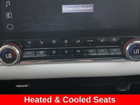 Used 2024 GMC Canyon AT4X AWD/4WD image 4